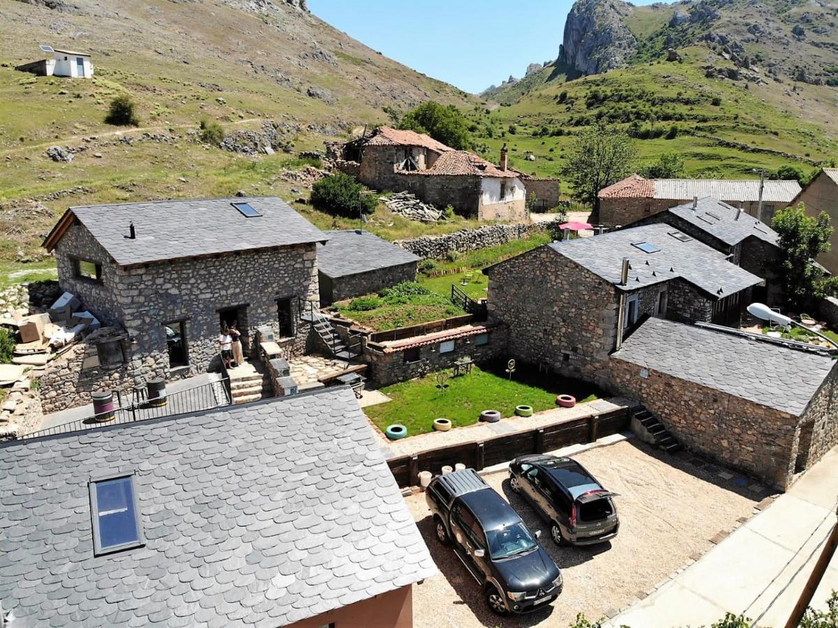 Villafeliz Casas Rurales Entre Babia Y La Luna מראה חיצוני תמונה